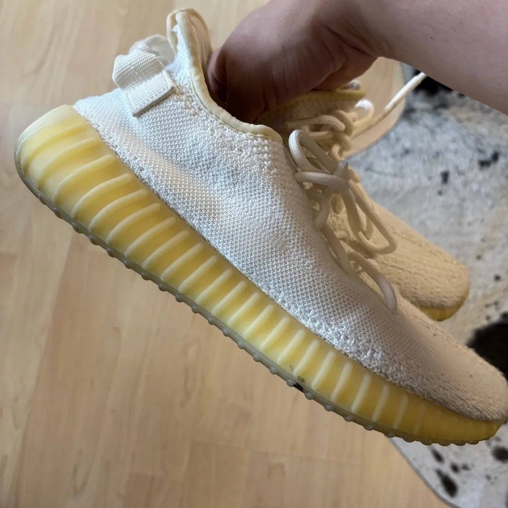 ADIDAS Yeezy‎ Boost 350 V2 Low Cream White Triple White Size 8